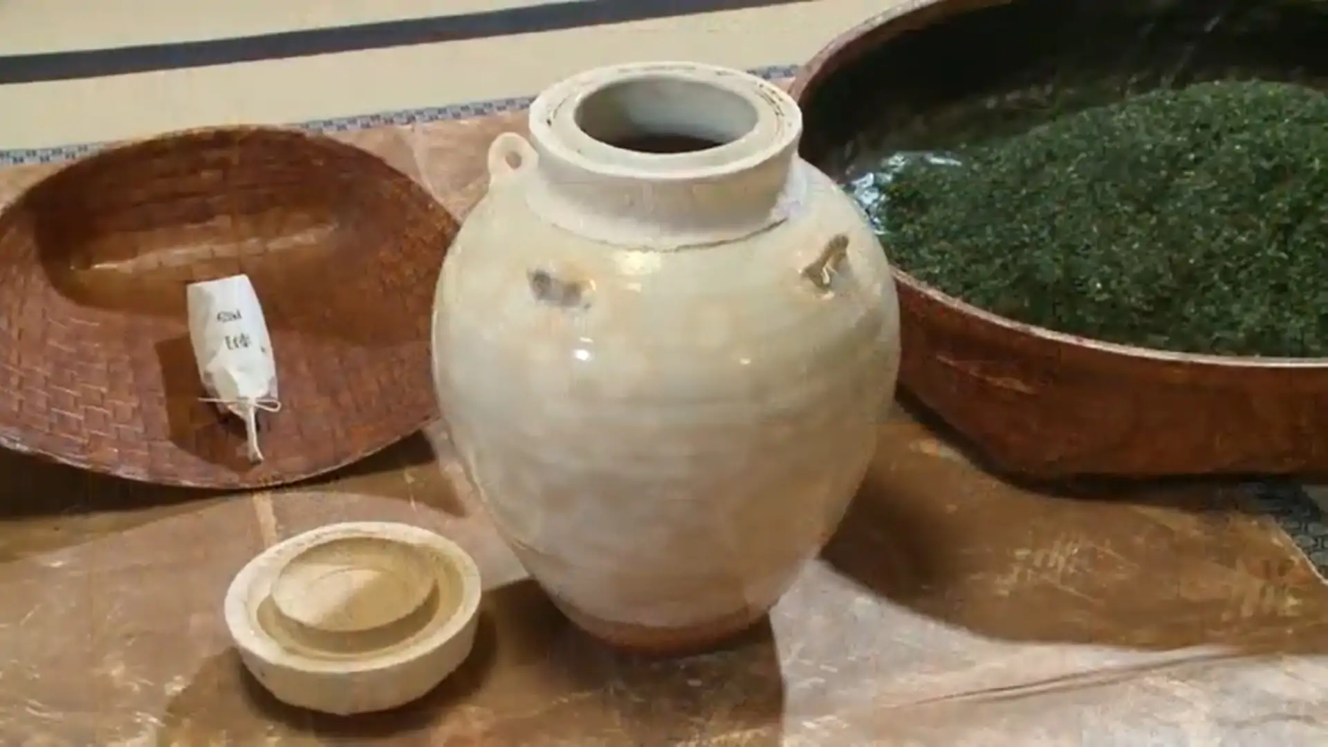茶壷（ちゃつぼ）