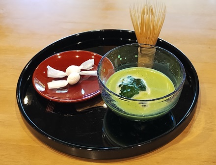 冷抹茶体験（菓子付）　【季節メニュー】